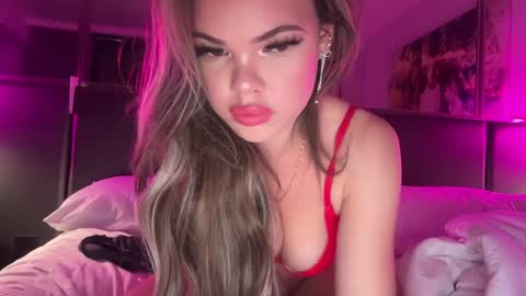 Jade  online show from December 19, 4:56 am