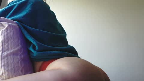 Lily Grace online show from December 5, 9:28 pm