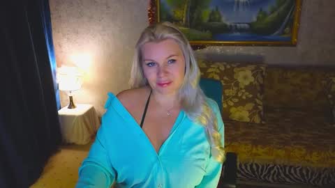 Im a little sick. Ill be back soon. online show from November 28, 3:37 pm