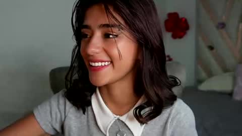 Snapshot of rebeca_cortez55 chatting on February 13, 7:52 pm Rebecca online show from February 13, 7:52 pm