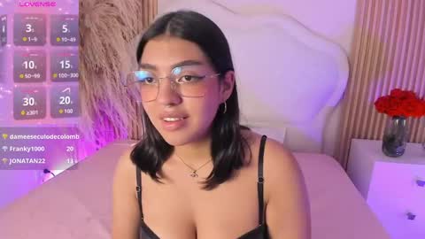 rebeca_taylor_ online show from March 21, 8:19 am