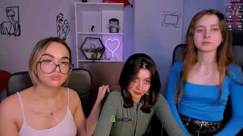 rebecca_smile_ online show from January 16, 11:12 pm