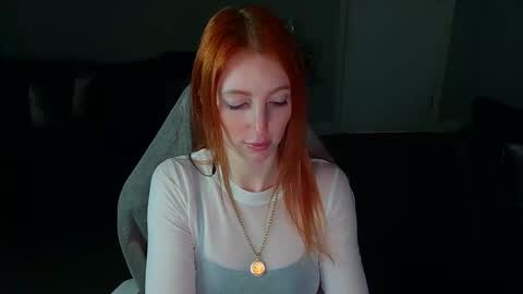 Snapshot of red_firesquirt chatting on February 19, 3:27 pm Red -  online show from February 19, 3:27 pm