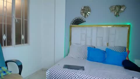 Lunaaaaa online show from March 26, 12:35 am