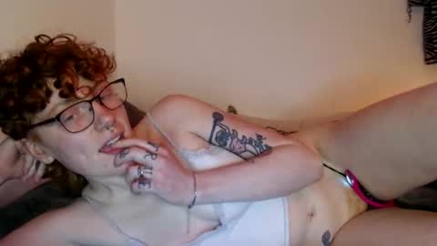 Natural Redhead x online show from November 17, 9:59 pm