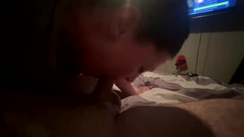 Redhot2watch online show from November 18, 5:08 am