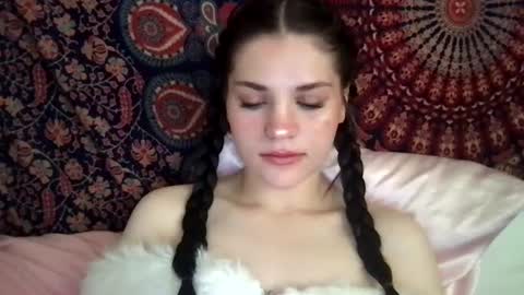 Penelope online show from January 22, 3:07 pm