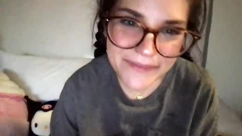 Penelope online show from February 10, 6:03 pm