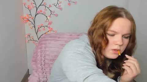 Reina online show from January 19, 12:23 pm