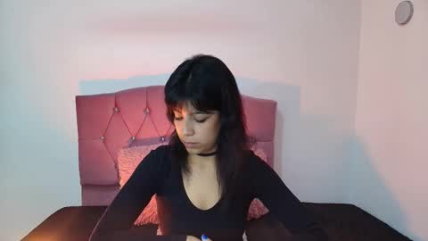 renata_velvet online show from February 16, 11:43 am