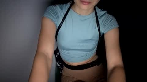 renee_loah online show from October 31, 10:36 pm