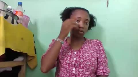 rhesa404090 online show from March 19, 2:21 pm