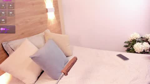 Sara online show from April 15, 11:00 am