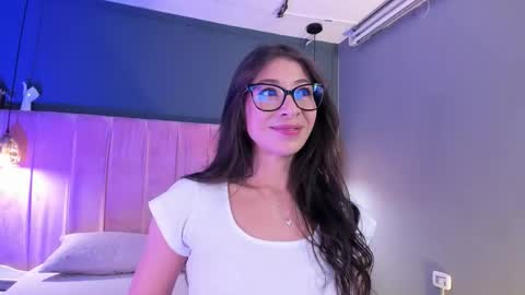 Riley online show from March 25, 9:39 pm