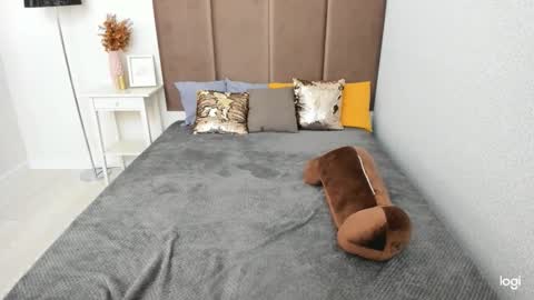 Betty online show from October 2, 7:13 am