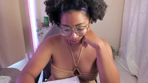 Is A Belle online show from June 16, 5:47 pm