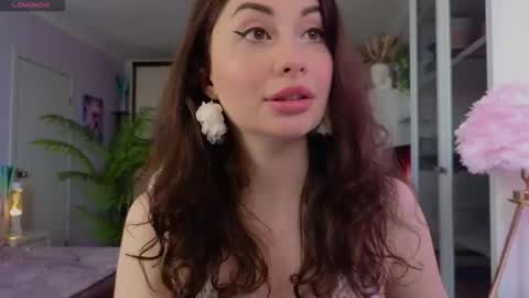 romanticsonya online show from June 11, 9:28 am