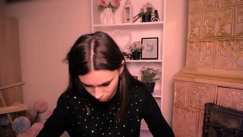 Rose online show from April 3, 6:55 am