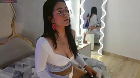 Snapshot of rosalind_tay chatting on October 21, 1:04 pm ROSALIN online show from October 21, 1:04 pm