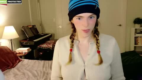   online show from February 20, 10:48 pm