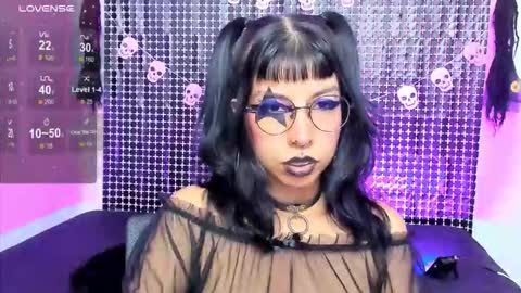 Ally online show from November 9, 9:11 pm