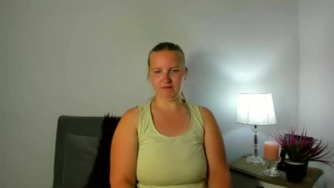 Rose online show from May 21, 5:44 pm