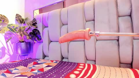 Rose online show from February 21, 5:30 am