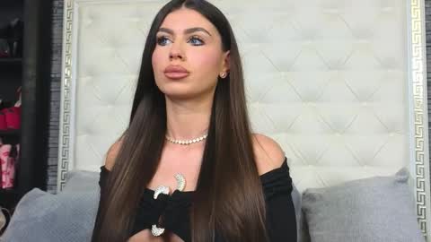 Gabriela online show from November 12, 7:28 am