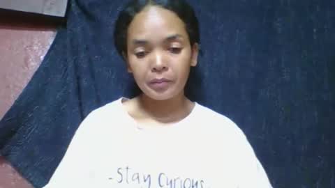 rosia685234 online show from April 1, 2:23 am