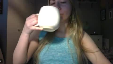 Rosie online show from April 8, 6:48 am