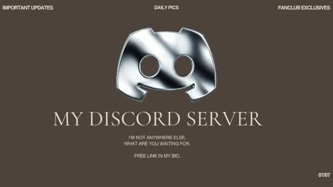 Rosie Bones online show from April 15, 9:59 pm