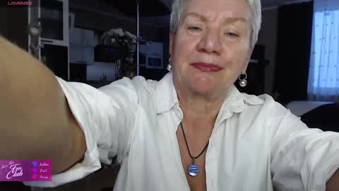 Roxana online show from February 26, 3:00 pm