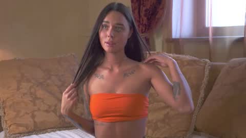 Anna Lokiss online show from December 23, 4:05 am