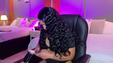 Roxaneva online show from April 19, 3:39 am