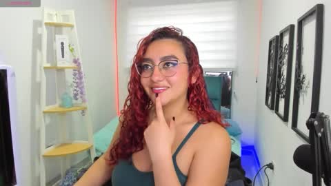 roxanne online show from November 19, 12:16 pm