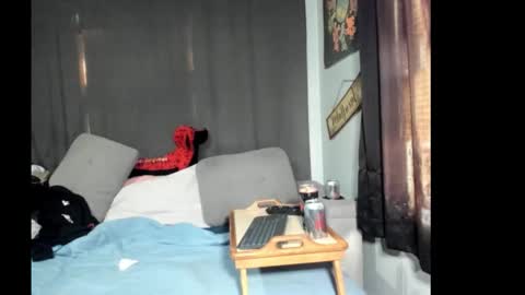 roxihazeleyes online show from March 22, 8:37 pm