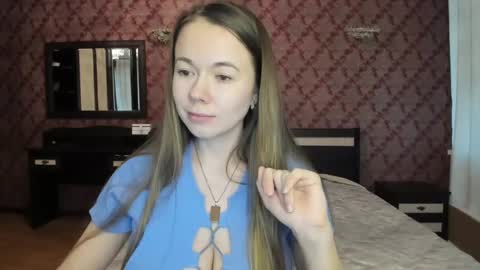 Snapshot of roxxana_xxxx chatting on January 20, 6:21 am roxxana_xxxx online show from January 20, 6:21 am