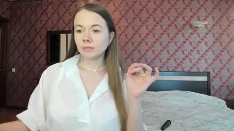 Snapshot of roxxana_xxxx chatting on February 5, 7:07 am roxxana_xxxx online show from February 5, 7:07 am