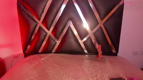 Roxxy Queen online show from February 14, 11:01 am