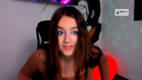 Snapshot of rozmary_ket chatting on January 22, 12:49 pm Im Rozmary nice to meet you 3 online show from January 22, 12:49 pm