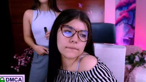 Snapshot of rozmary_ket chatting on December 5, 4:44 pm Im Rozmary nice to meet you 3 online show from December 5, 4:44 pm