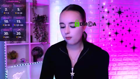 Snapshot of rozmary_ket chatting on October 15, 1:25 pm Im Rozmary nice to meet you 3 online show from October 15, 1:25 pm
