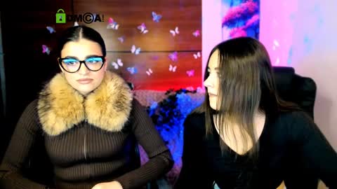 Snapshot of rozmary_ket chatting on January 23, 12:09 pm Im Rozmary nice to meet you 3 online show from January 23, 12:09 pm
