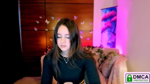 Snapshot of rozmary_ket chatting on January 14, 10:38 am Im Rozmary nice to meet you 3 online show from January 14, 10:38 am
