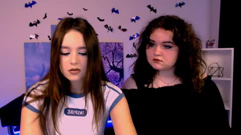Snapshot of rozmary_ket chatting on December 18, 12:40 pm Im Rozmary nice to meet you 3 online show from December 18, 12:40 pm