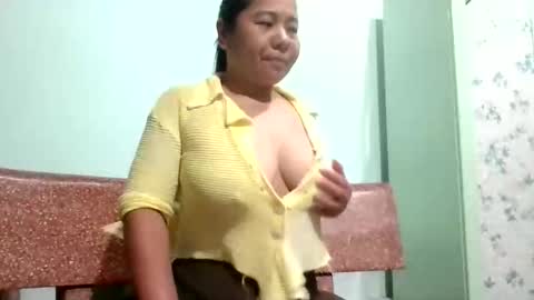 ruby_chann online show from December 5, 7:08 am