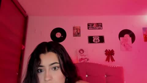 S H A R O N model independient online show from December 3, 7:11 pm