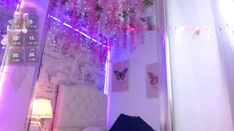 1 online show from April 4, 1:43 pm