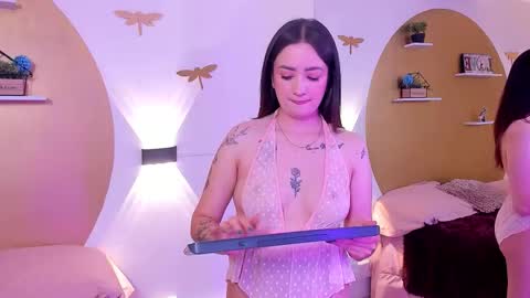 Sabrinaaa  online show from December 4, 9:48 pm