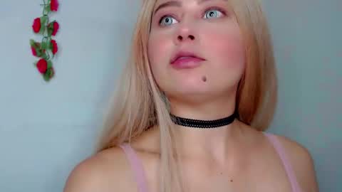 Snapshot of sabrinaexpositoxx chatting on January 24, 3:22 am SABRI online show from January 24, 3:22 am